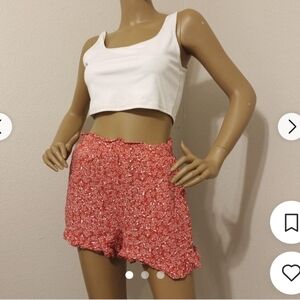 Red Floral Ruffle Hem Women's Shorts